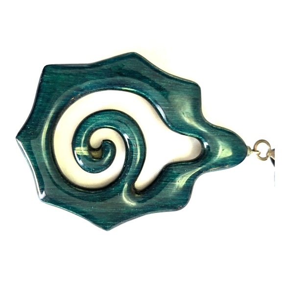 Jewelry - Painted wood pendant necklace
